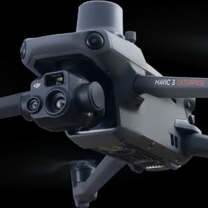 Квадрокоптер Mavic 3