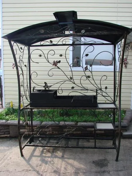 Metall barbekyu