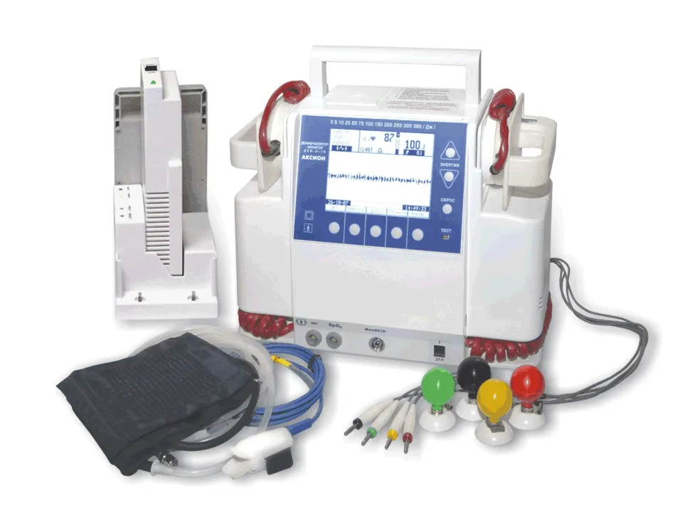 Ikki fazali defibrilator CardioAID 360B