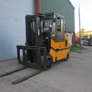 5 tonnalik yuk ko'taruvchi mashinalarni ijaraga beramiz