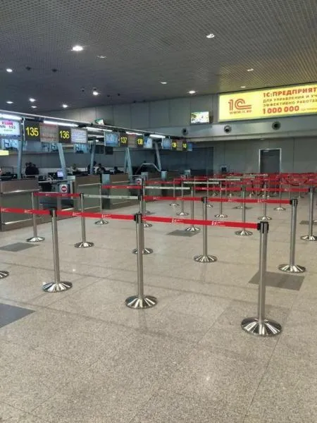 Metall panjarali lenta stendlari (aeroport stendlari)