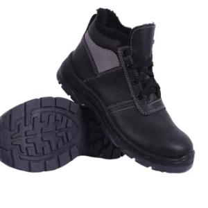 Yopiq qopqoqli xavfsizlik poyabzali (aks ettiruvchi element bilan)