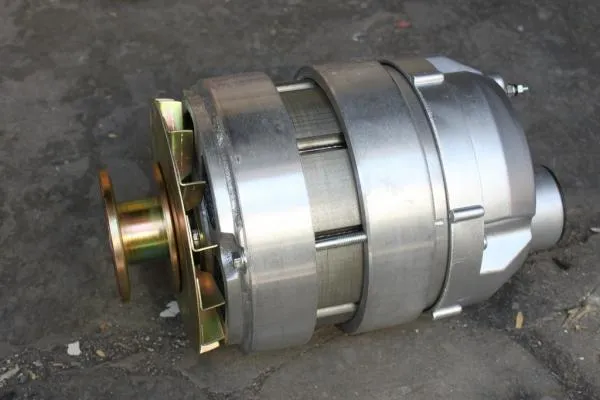 Generator 1702.3771 YaMZ