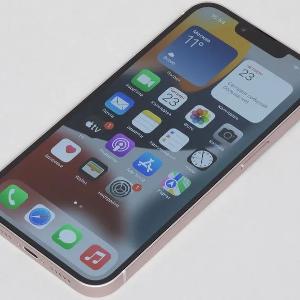 Смартфон Apple iPhone 13