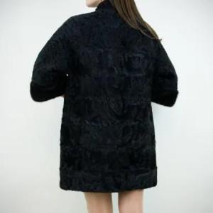 Qorako'l mo'ynali palto "MELINA"