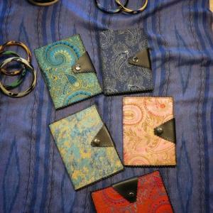 Eksklyuziv Ikat uslubidagi pasport qoplamalari