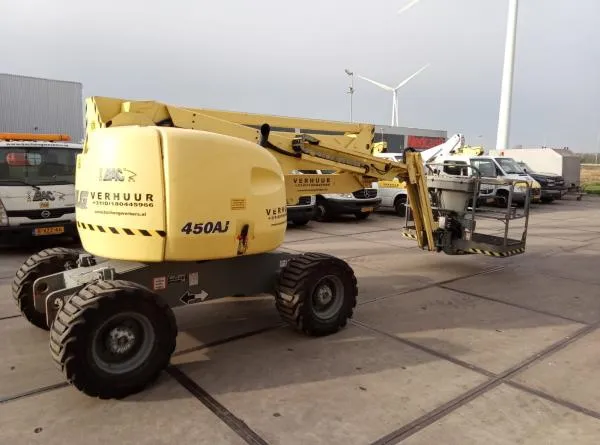 Коленчатый дизельный подъемник JLG 450 AJ