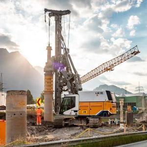 Буровая установка LIEBHERR