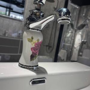 Смеситель для раковины