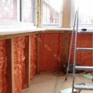 Напыляемый полиуретановый утеплитель Polynor 3D.