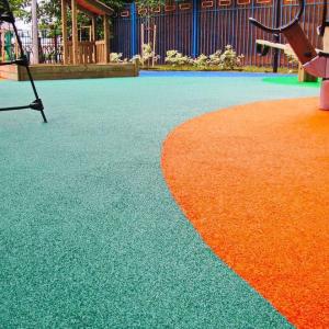 Резиновое покрытие для детских площадок