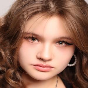 S1-307 HAZEL 0.00 2PS  Цветные КАРИЕ контактные линзы, для красоты. 2 Линзы.