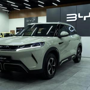 Электромобиль BYD Yuan Up 401km Flagship
