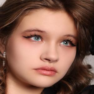 NA-05 ICE BLUE  0.00 2PS с Раствором Цветные ГОЛУБЫЕ линзы, 2 Линзы+Раствор в Подарок