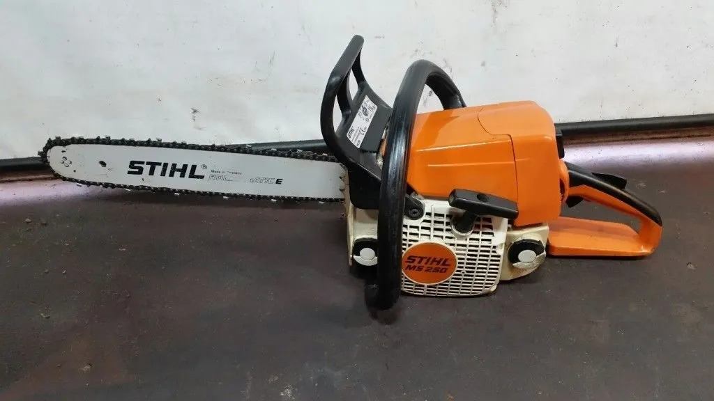Chainsaw MS 250