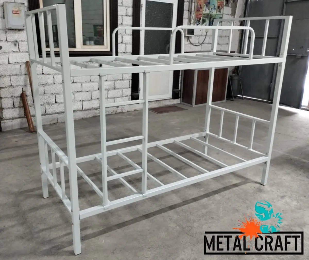 Metall ikki qavatli karavot