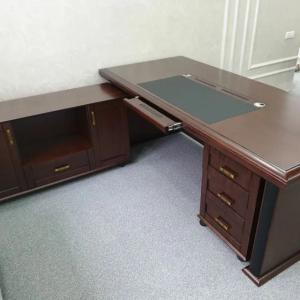 ТК-45 моделидаги офис учун тумба. Шпонланган МДФ материалидан ясалган. Размер 45х45х66.