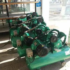 Pistonli kompressor birligi VP-0,5/0,8