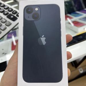 Смартфон Apple iPhone 13