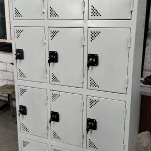 Шкаф металлический, 12 ячеек
