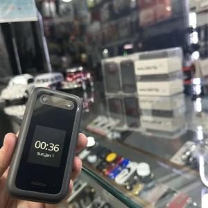 Смартфон Nokia 2660 Flip