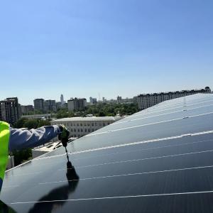 Установка солнечных панелей