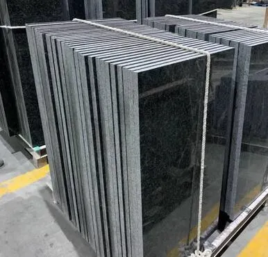 Import qilingan granit "Angola Black"