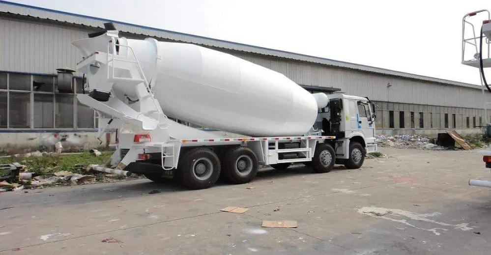 Beton aralashtiruvchi yuk mashinasi HOWO