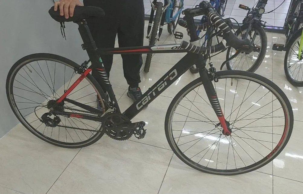 Yo'l velosipedlari CARRARO