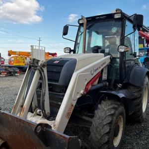 Экскаватор-погрузчик Terex TLB 825