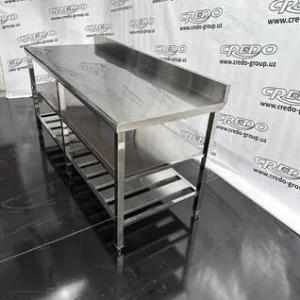 Zanglamaydigan po'latdan yasalgan stol