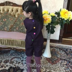 Qizlar uchun kozok bilan shortilar