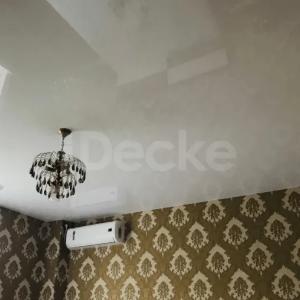 Глянцевые натяжные потолки