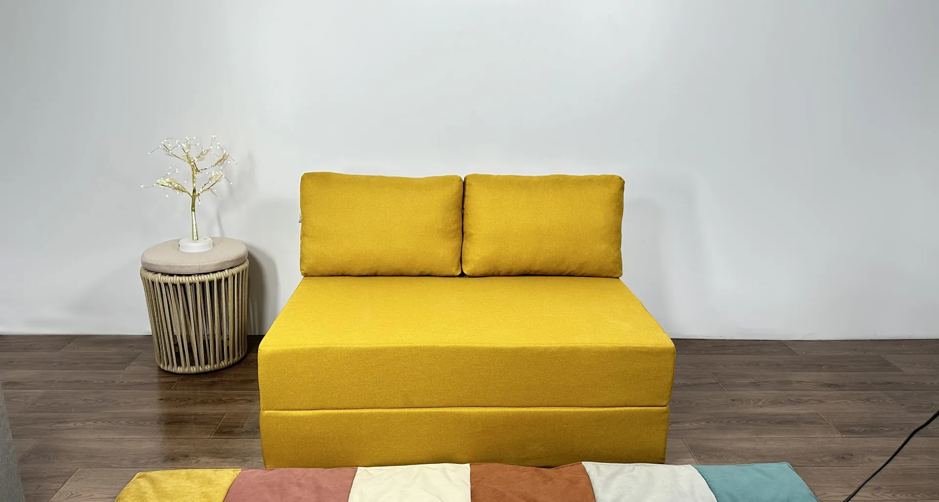 Harvey divan