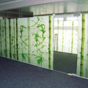 Ультрафиолетовая печать на кафеле и стекле