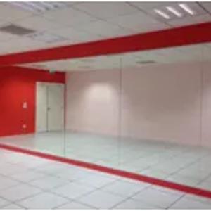 Зеркала в спортивные и тренировочные залы