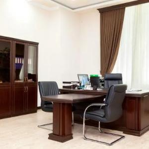 Ijroiya idorasi uchun mebel