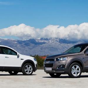 Chevrolet CAPTIVA avtomobili