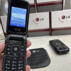 Смартфон LG 160