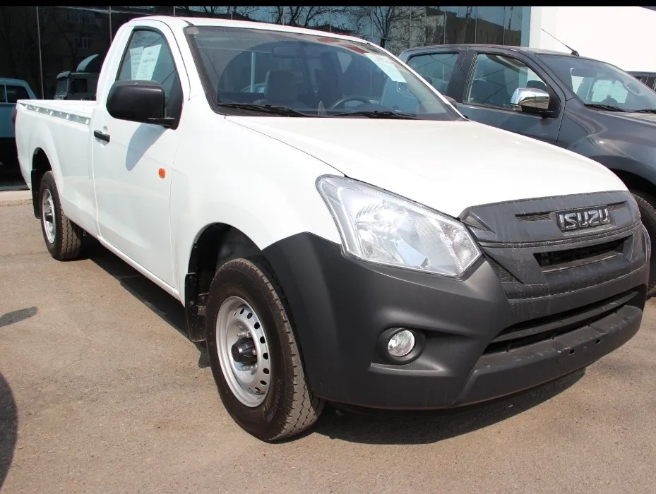 ISUZU