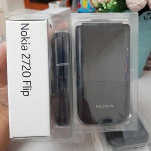 Смартфон Nokia 2720 Flip