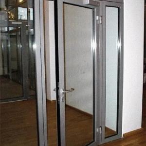 Yong'inga chidamli derazalar