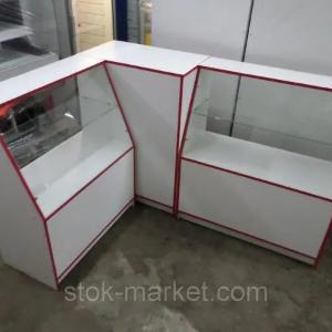 Витрины и торговые прилавки