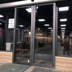 Сенсорные двери