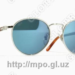 Persoldan quyoshdan saqlaydigan ko'zoynaklar