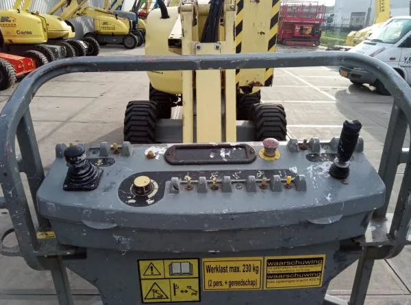 Коленчатый дизельный подъемник JLG 450 AJ
