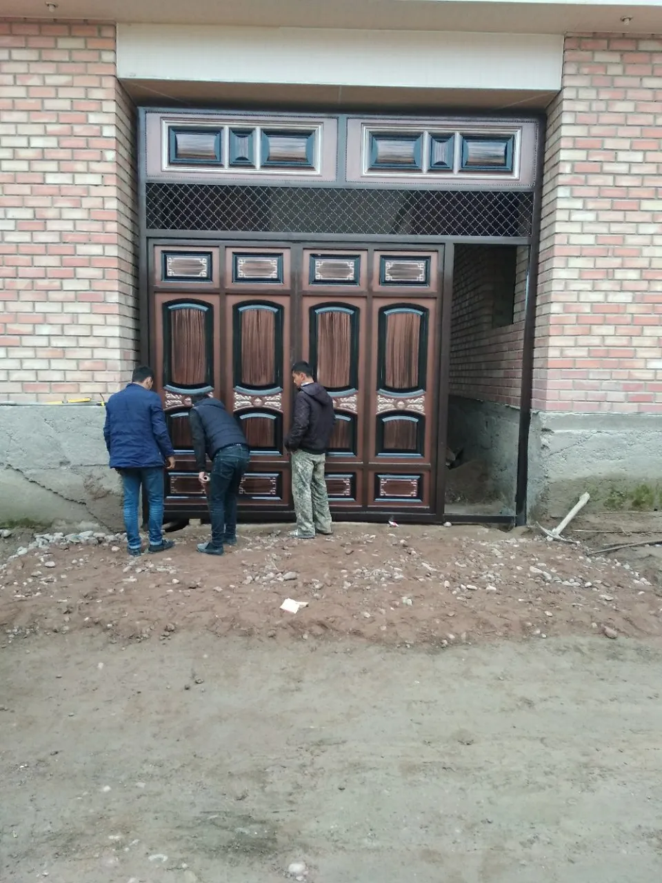 Metall buyumlar ishlab chiqarish. Darvozalar, eshiklar