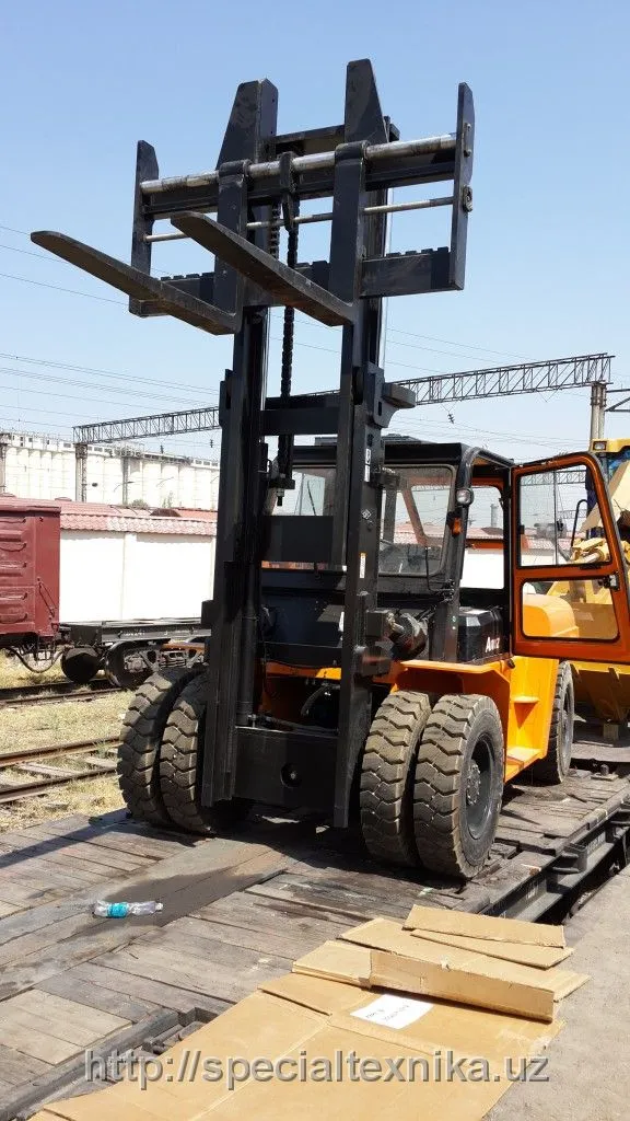Xizmat ko'rsatuvchi forkliftlar forklift 10 t
