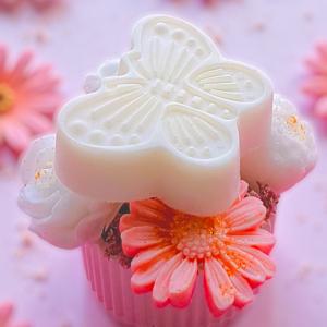 цветочная ручная работа 