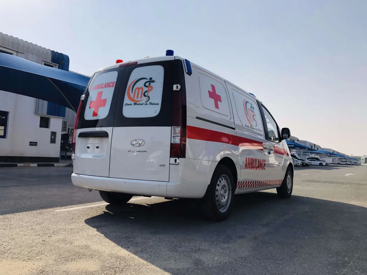 Машина скорой помощи Hyundai Staria ambulance